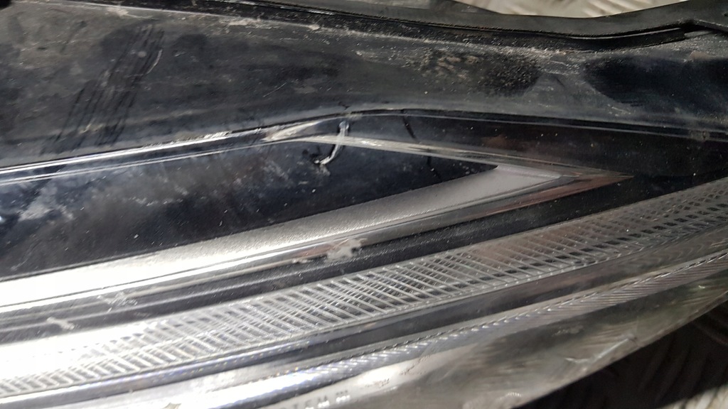 фото №15, Volvo xc60 ii лампа правая перед 2017- 31420412