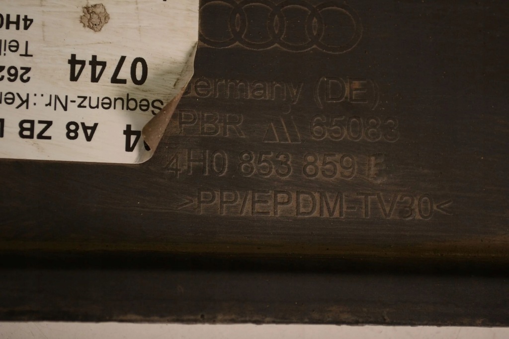 фото №11, Audi a8 s8 d4 4h 2014 порог