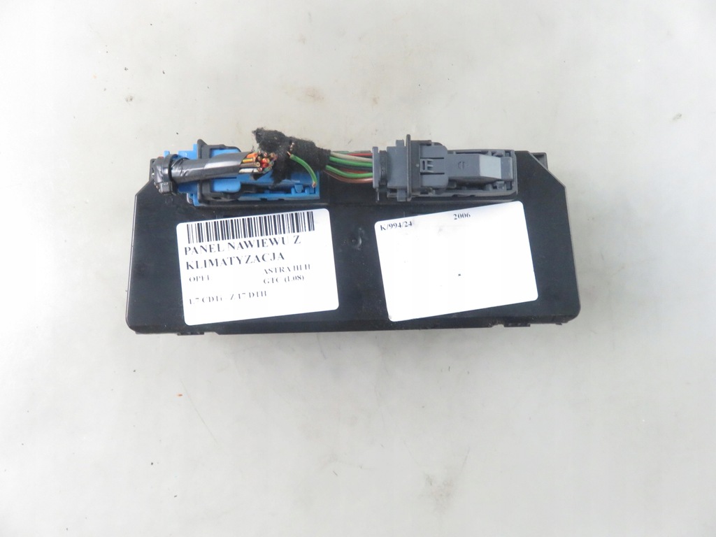 фото №8, Панель обдув с ac opel astra iii h gtc 13122962