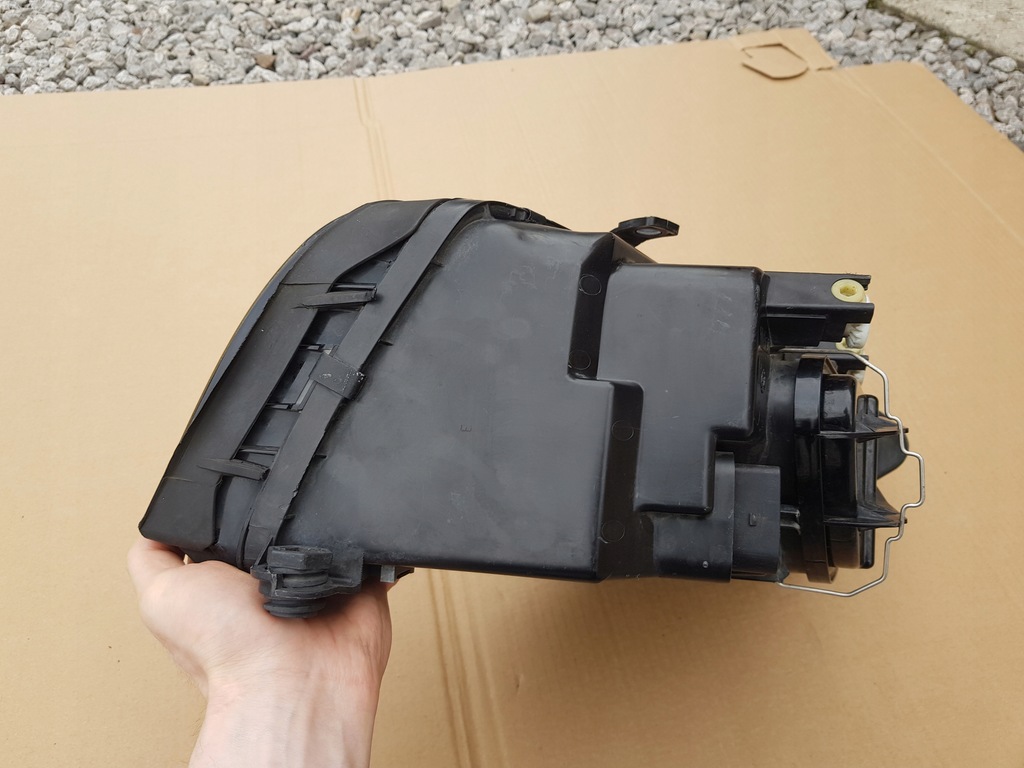 фото №13, Лампа правый перед audi a2 99-05 / оригинал / исправна / europa / комплектная