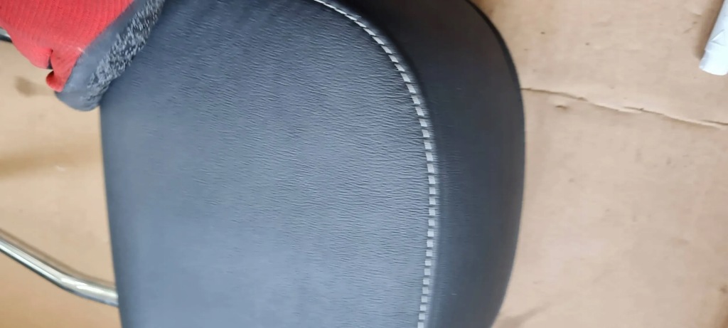 фото №8, Q7 4m ii підголівник сидіння правий перед шкіра sline 4m0881904c