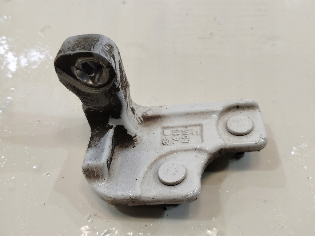 фото №1, Петля двері mercedes w205 ise1410