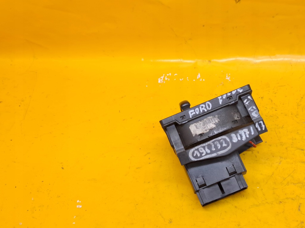 Переключатель света focus mk2 04-08r 7m5t Доставка
