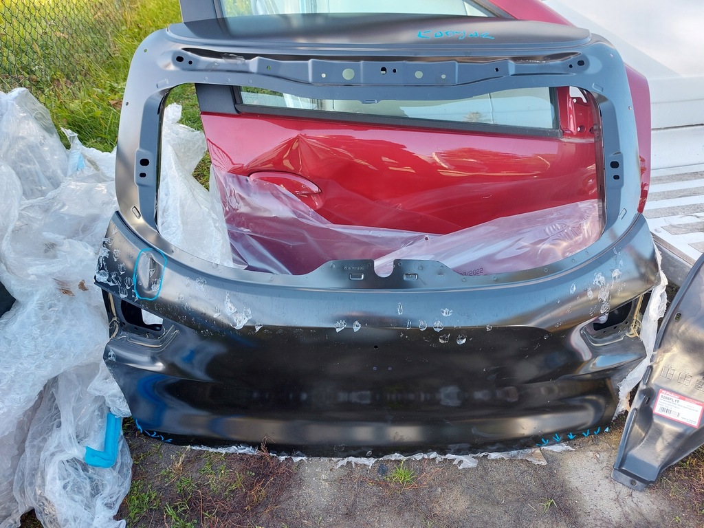 фото №2, Крышка багажника задняя задняя renault kadjar