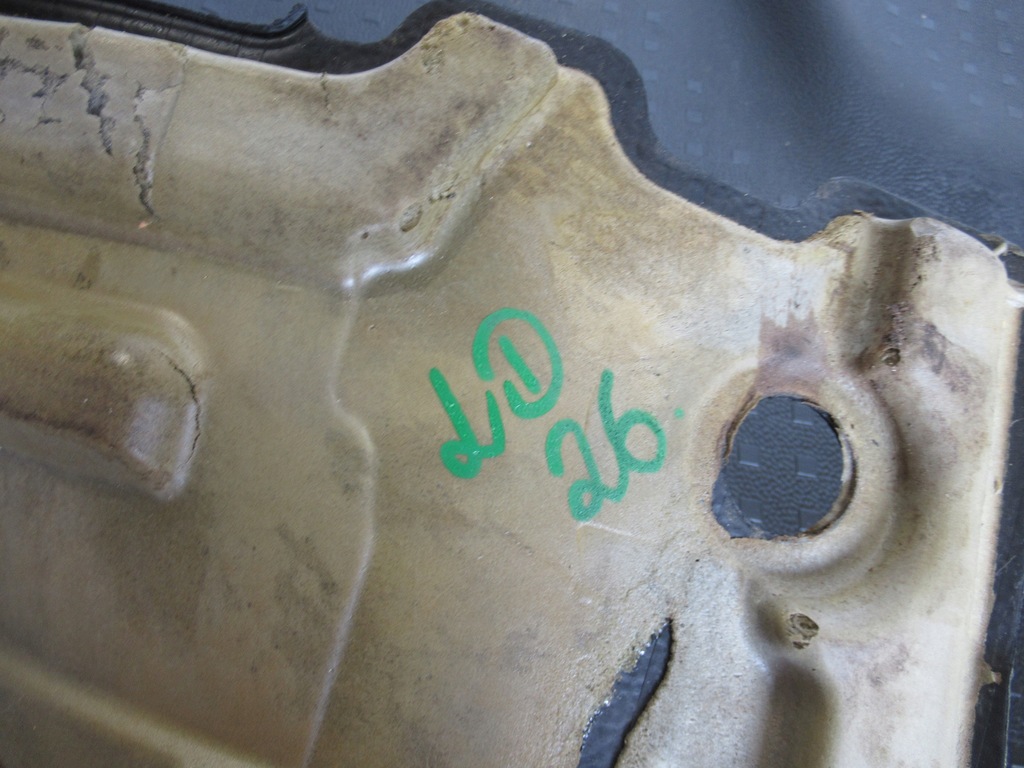 фото №6, Vw t6 transporter резиновый обшивка коврик кабины перед