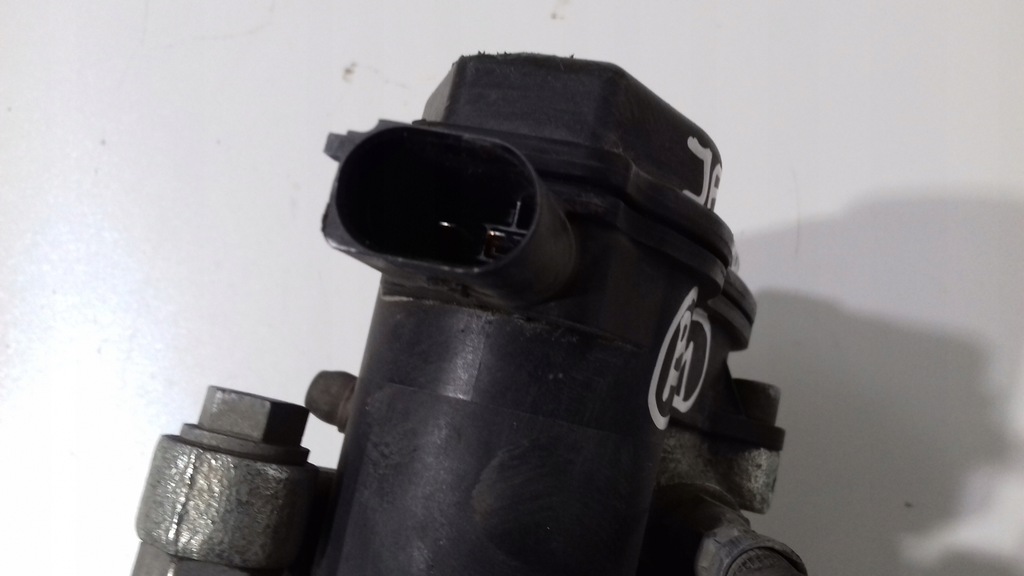 фото №2, Jeep compass renegade суппорт задний левый 55610