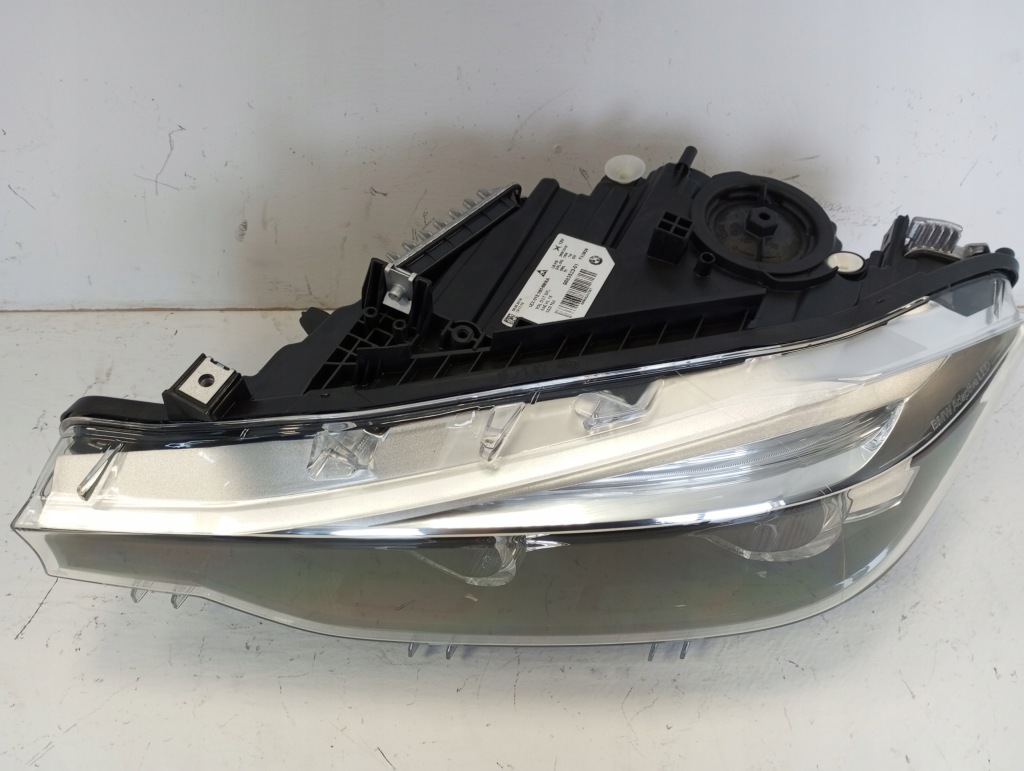 Фара адаптивний led shadown ліва bmw 3 f30 f31 рестайлінг  9883523 америка Зі Шроту