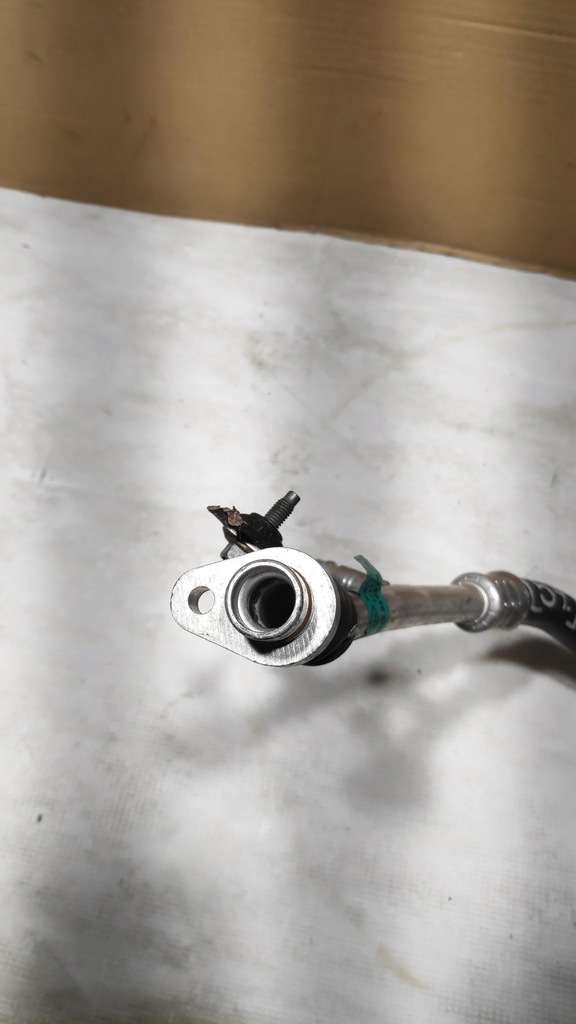 фото №5, Шланг wąż трубка кондиционера clio iv 924546570r