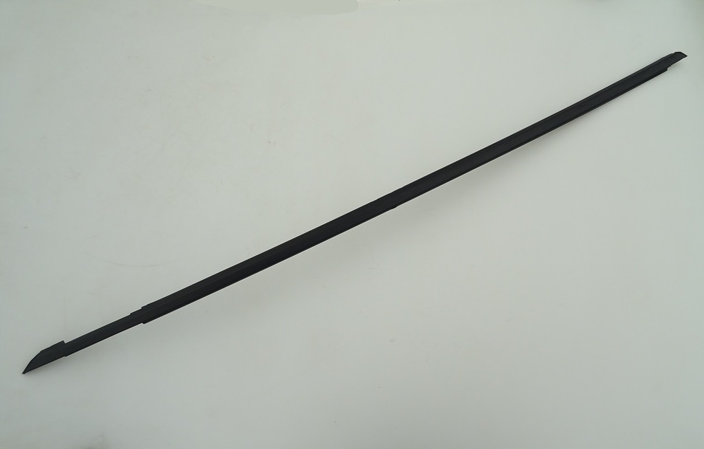 фото №1, 2010 camaro ліва молдинг ущільнювач двері parapet