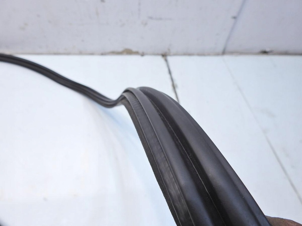 фото №5, Прокладка багажника subaru forester iii