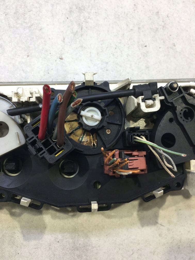 фото №6, Панель обдув кондиционера c5 i 2.0 hdi 69392200