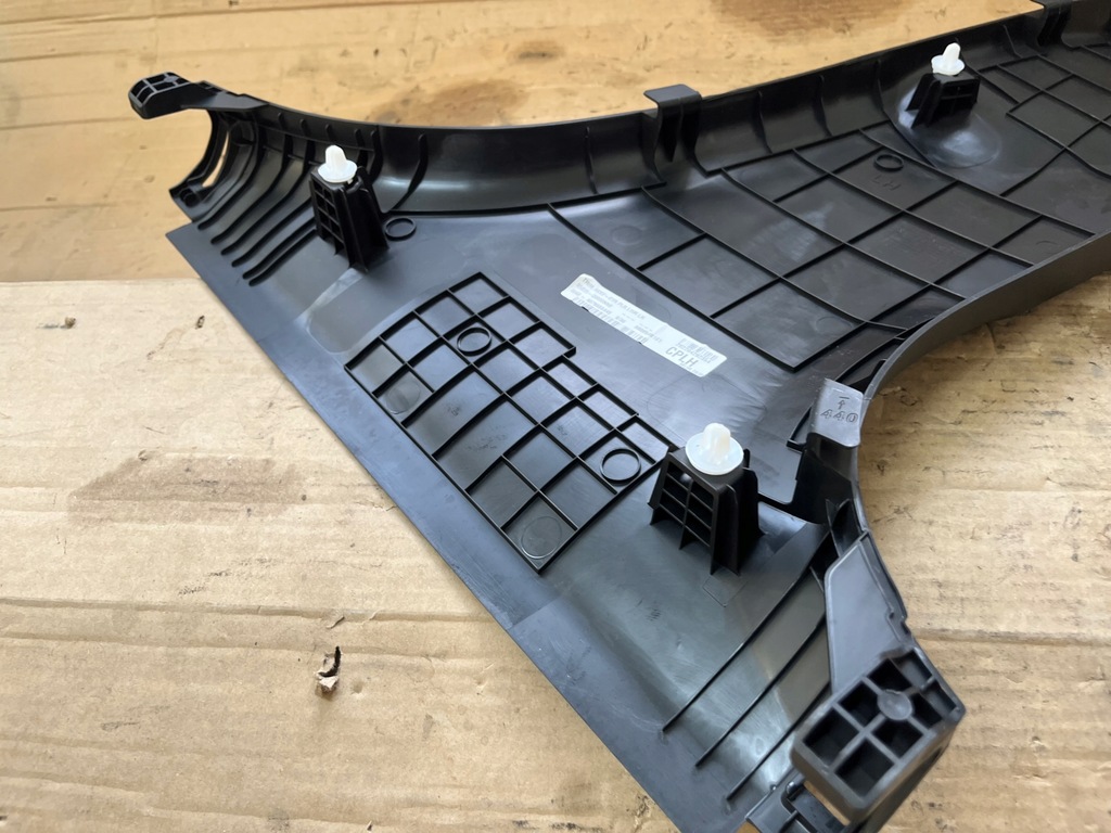 фото №13, Hyundai i20 iii 3 2021r захист обшивка стійка середнього ліва оригінал eur