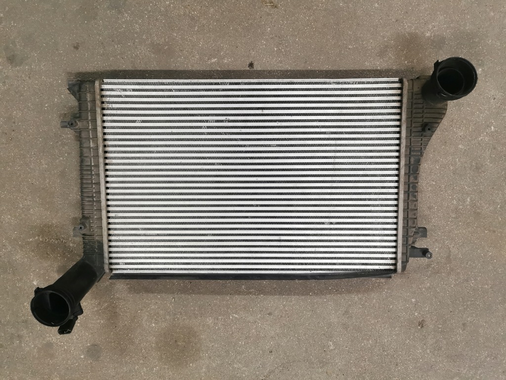 фото №1, Радиатор интеркулер vw golf 5 v 1k0