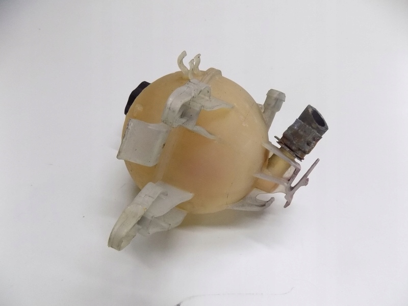 фото №10, Peugeot 207 cc 1.6 vti бачок розширювальний