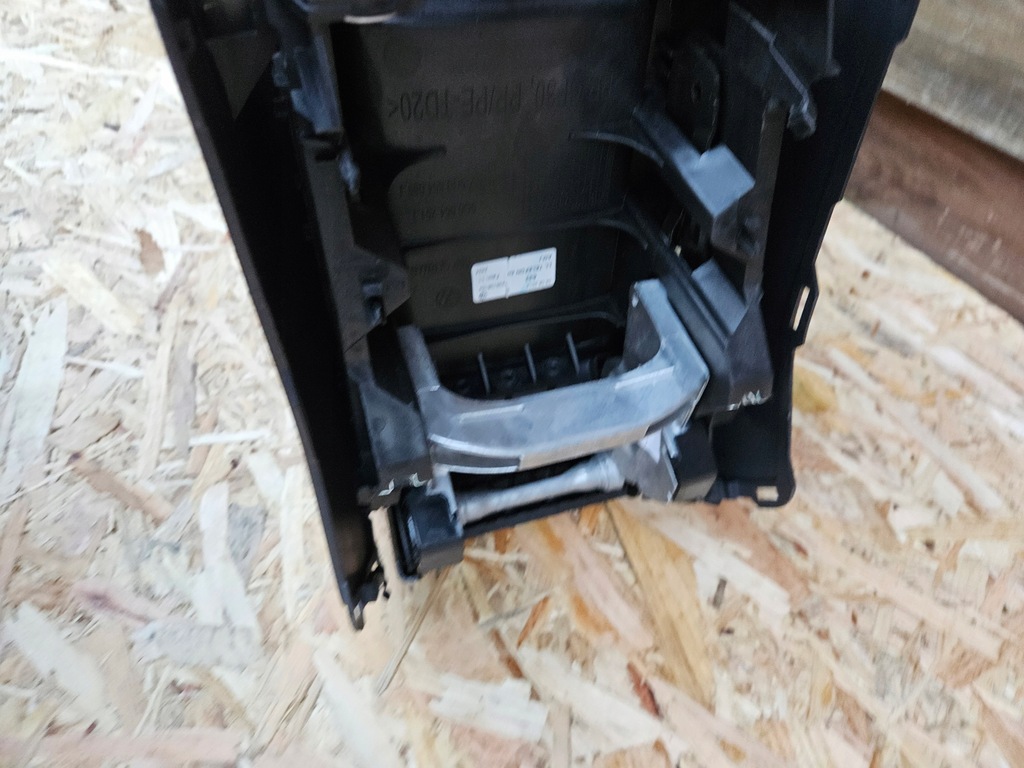 фото №14, Підлокітник vw golf vii 7 матеріал usb