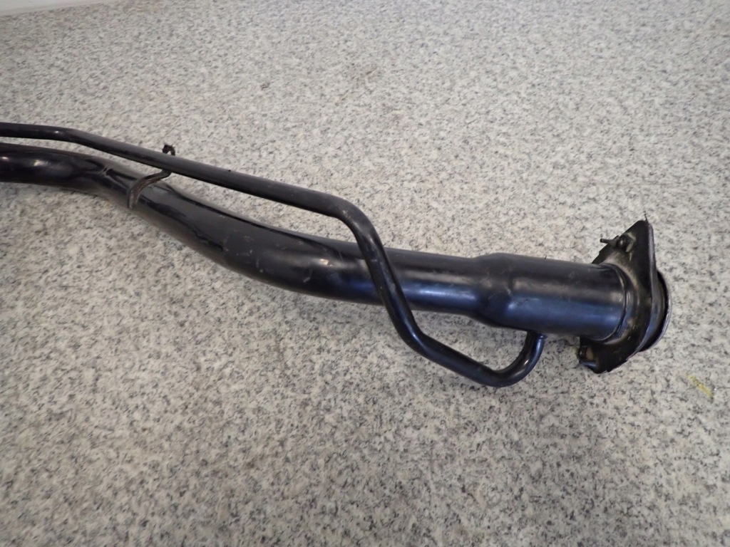 фото №4, Suzuki sx4 06-13 sedici труба заливної пального дизель