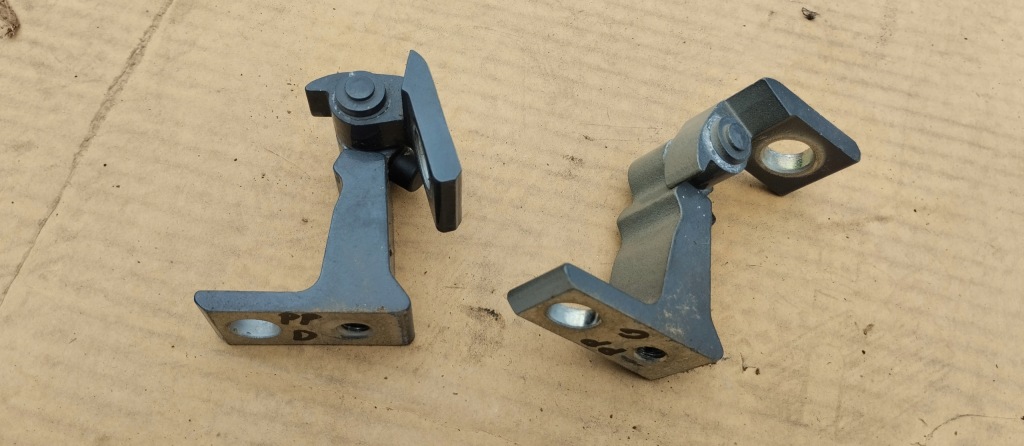 фото №1, Петля петли комплект дверь правый перед volkswagen golf viii 8 lc7q