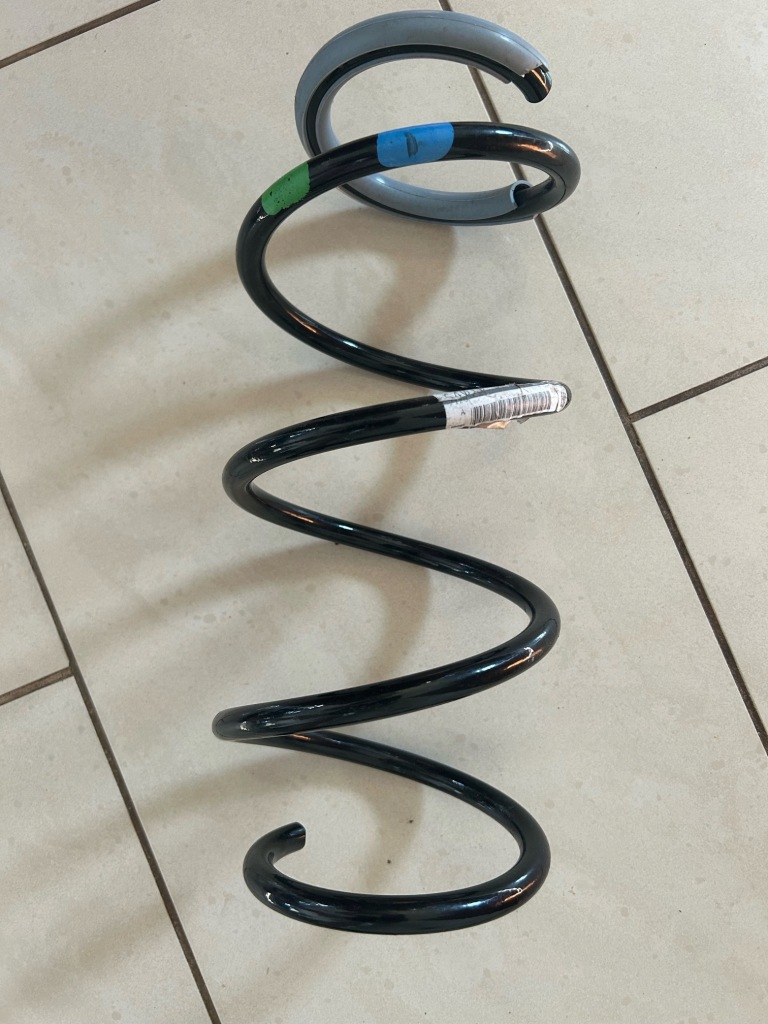 фото №1, Пружина підвіска nissan note оригінальний номер 54010bh01a