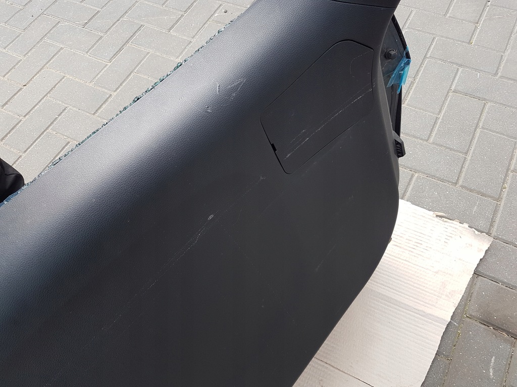 фото №10, Кришка багажника багажника комплектна bez скло h8 kia sportage v 5 21-