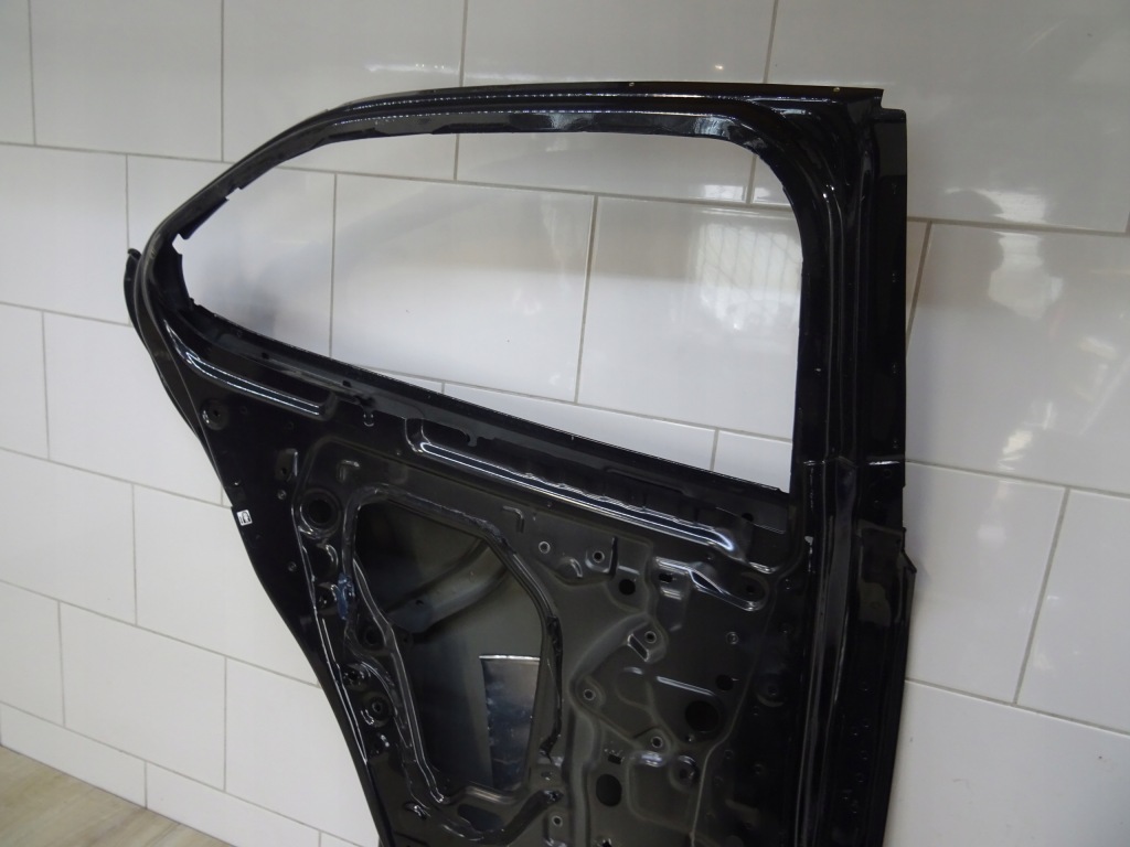 Lexus ux ux200 ux250h 2018- дверь левое задняя левое  задняя llu Доставка