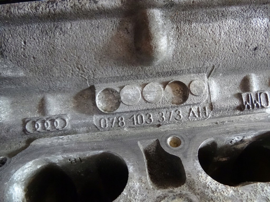 фото №8, Audi a6 c5 2.4b головка ліва 078103373