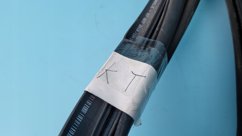 фото №7, Mercedes w247 19r прокладка кришки багажника a2477402100