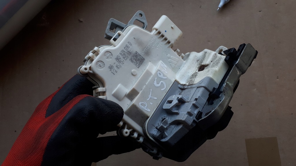 фото №9, S4 b8 a4 замок дверь правый задняя 8k0839016d 5pin