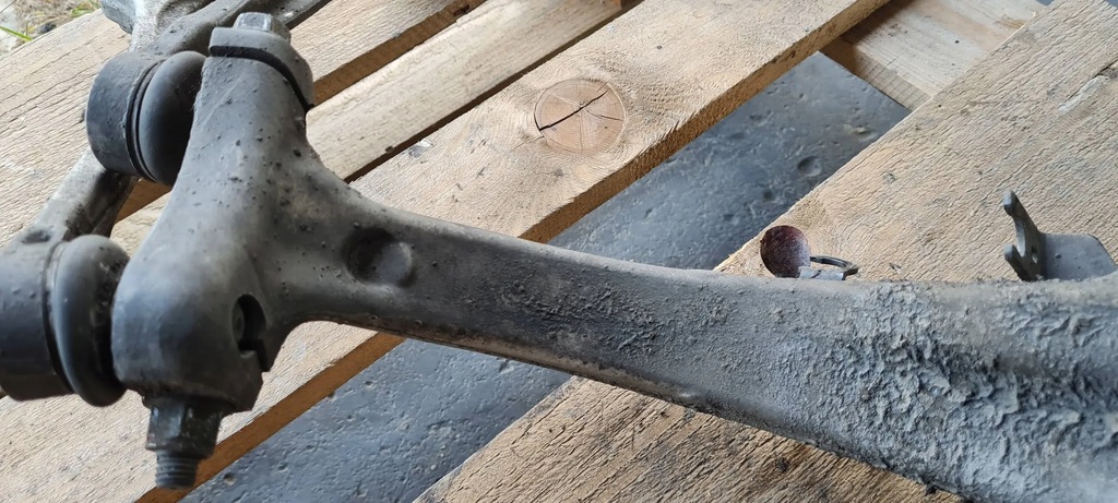 фото №13, A4 b9 8w поворотний кулак ліва лівий перед передня 8w0407559 a5 8w