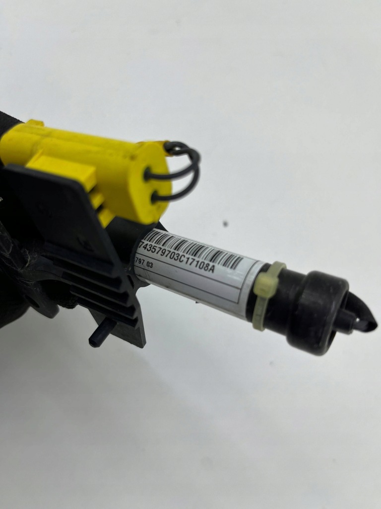 Bmw 5 g30 g31 пиропатрон капот правый левый комплект 7435798 7435797 Недорого