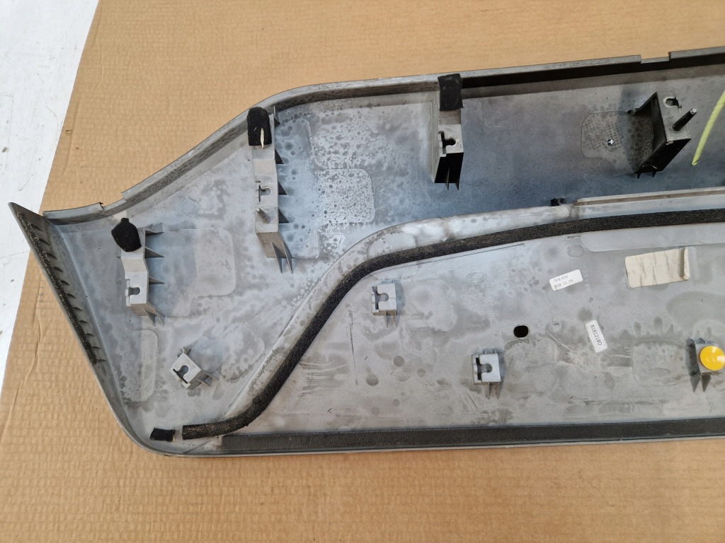 Kia stinger 18- накладка крышки задняя задний  87371-j5000 Недорого