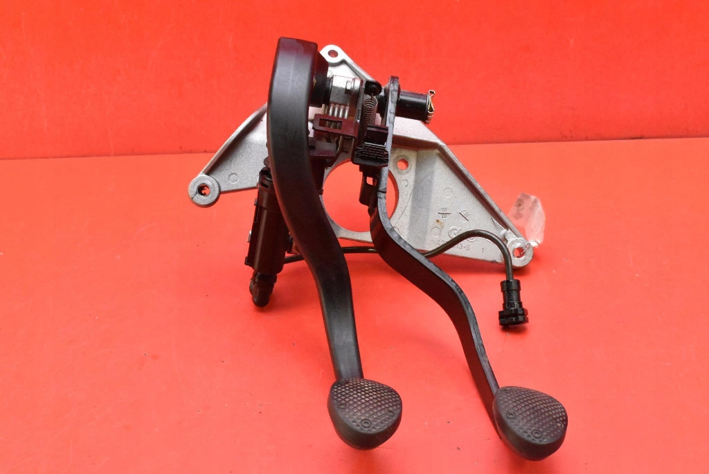 Купить Педаль педали сцепление тормоз 1511659 mini cooper r50 1.6 16v 116 km 01-04