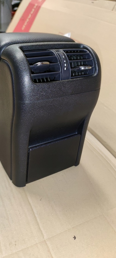 фото №9, Mercedes w203 підлокітник granatowy