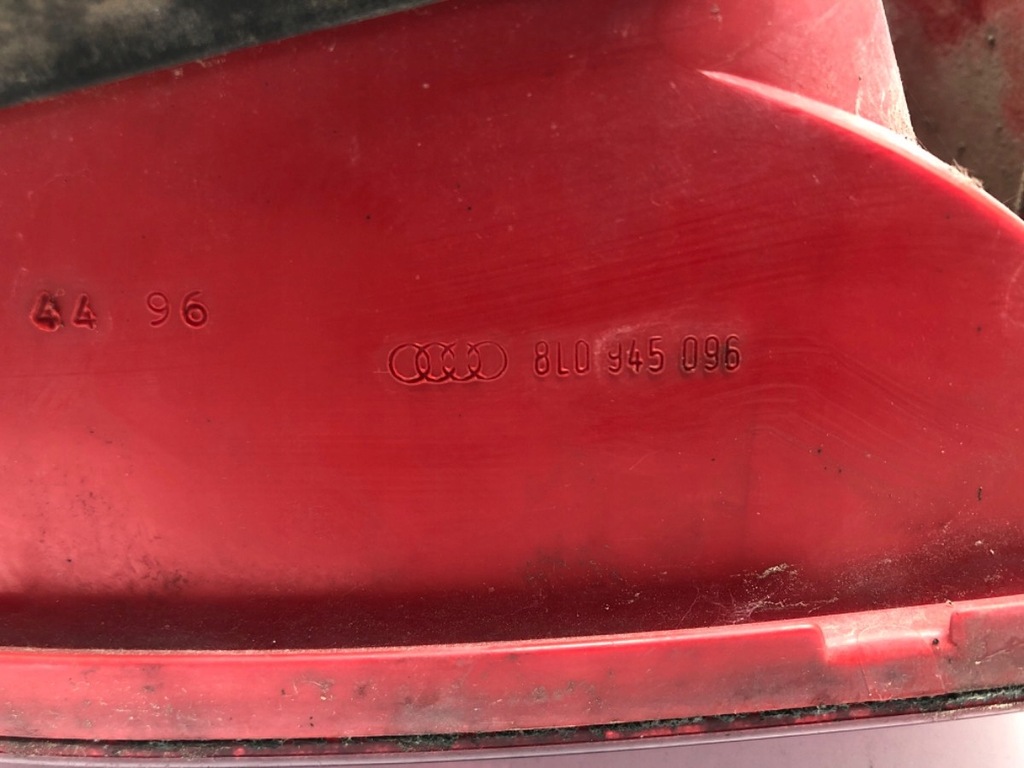 фото №5, Лампа правый задняя audi a3 8l 8l0945096 хэтчбек