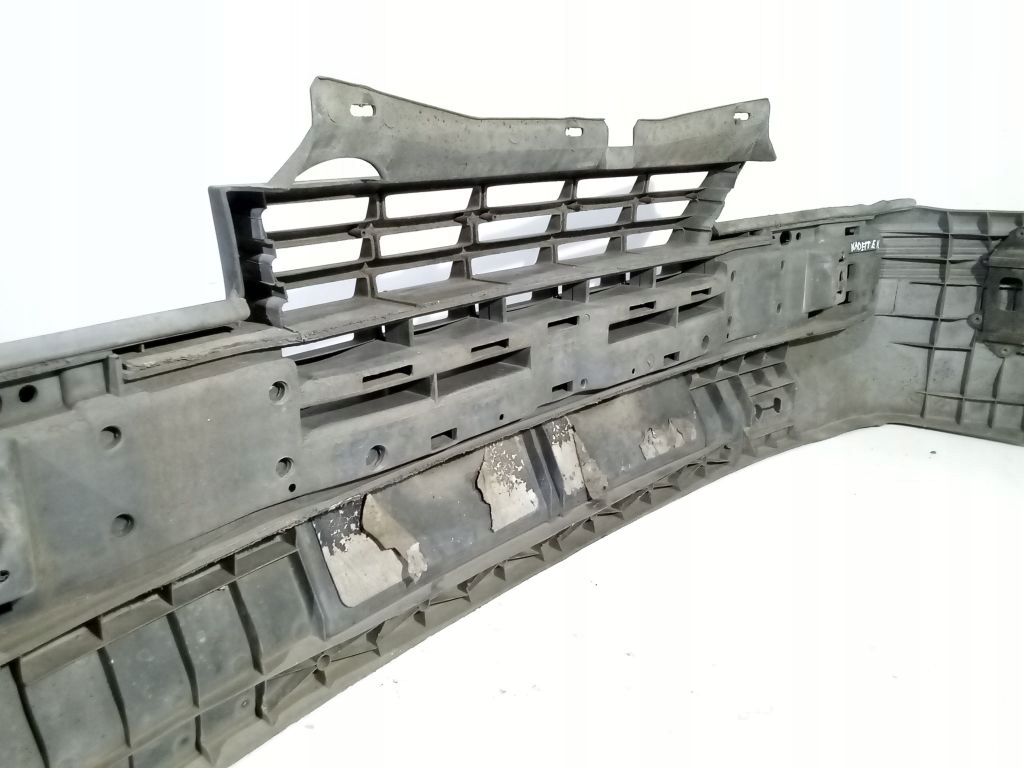 Opel kadett e бампер перед передній Недорого