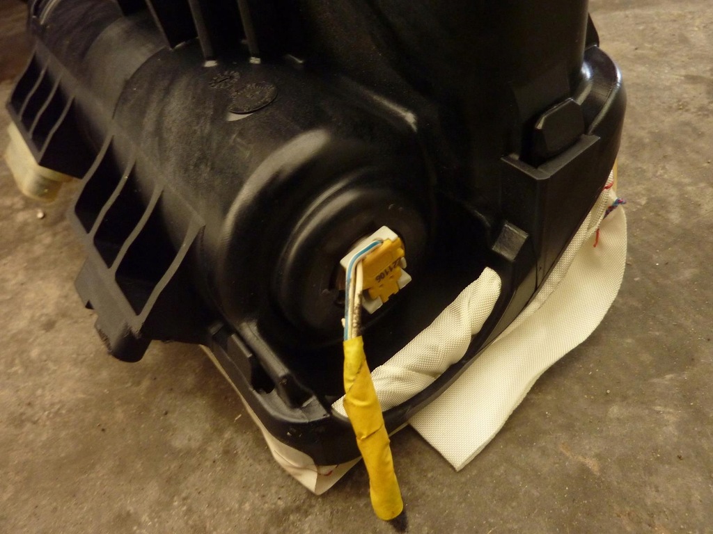 фото №13, Панель приладів консоль панель приладів подушки безпеки ремені датчик fiat grande punto eur