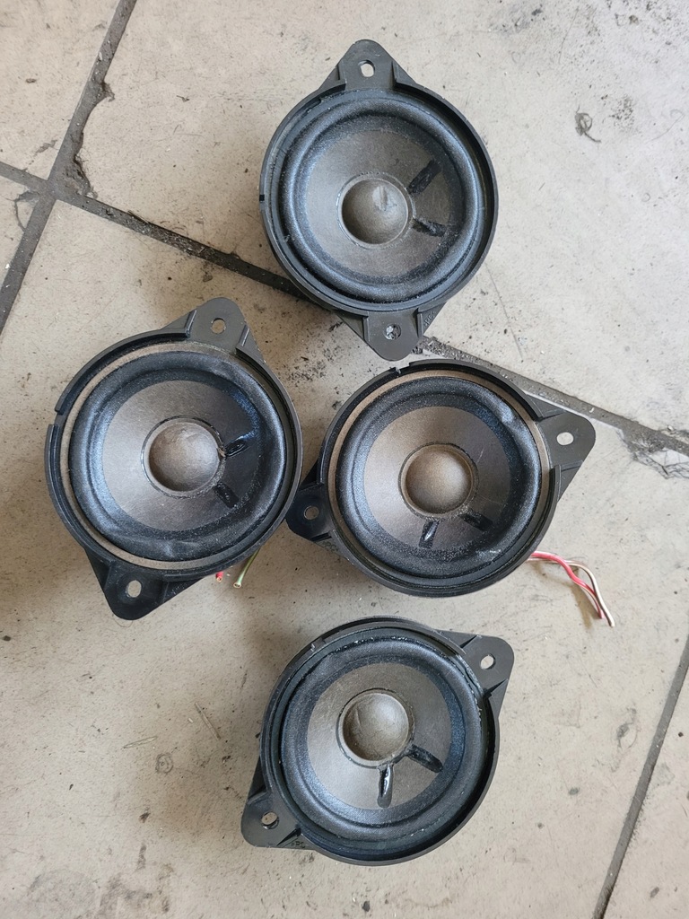 фото №1, Audi a4 b8 динамік bang&olufsen 8t0035416