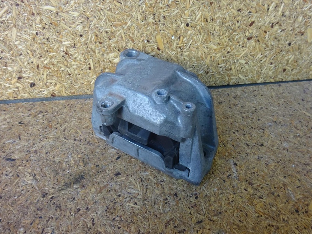 фото №10, Audi tt 8j r32 3.2 v6 bub 06-14 подушка двигателя 1k0199262am