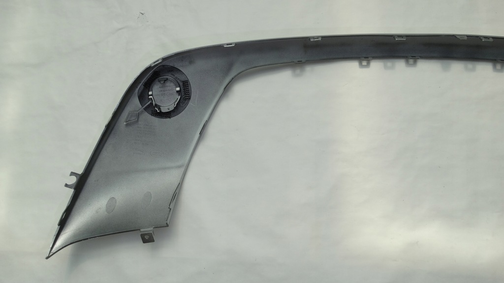 фото №8, Range rover velar l560 накладка молдинг бампера задняя j8a2-17f879-cb nowa