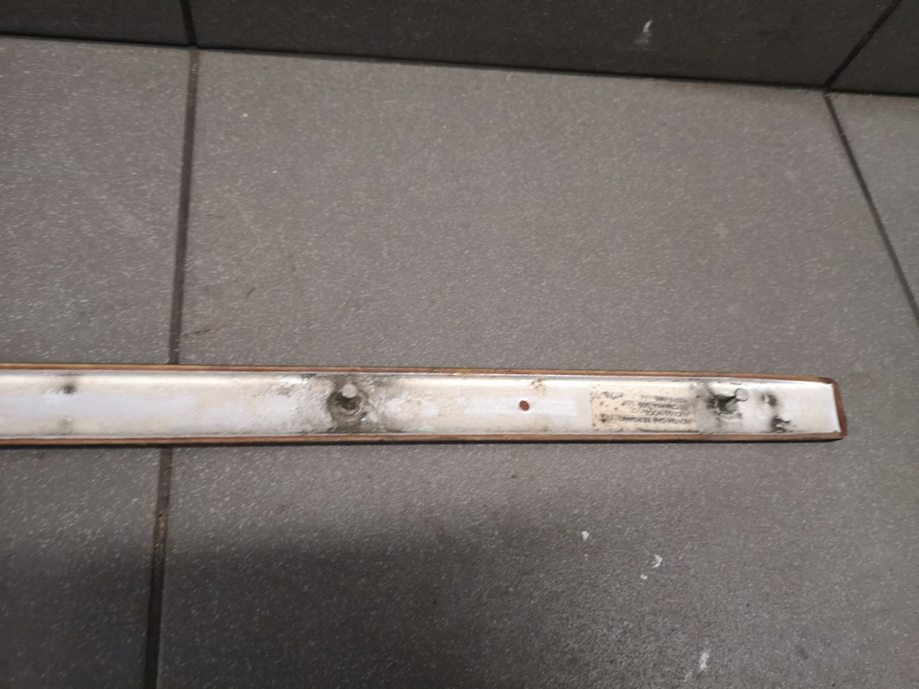 фото №8, Молдинг dekor обшивка левый задняя audi a8 d2 4d0867419