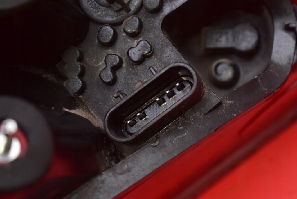 Лампа правая задний  задняя 13226857 opel insignia a универсал 08-14 Киев