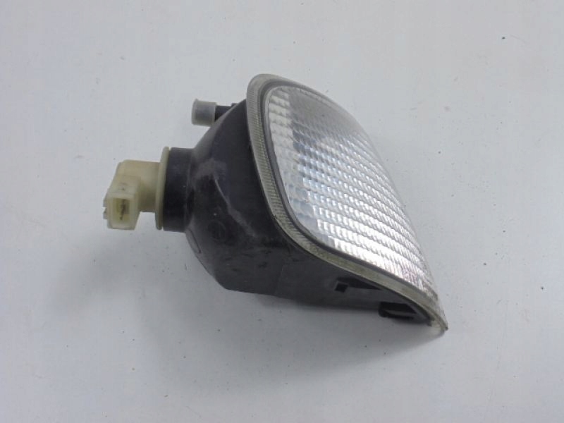 фото №8, Seat cordoba i 6k 93-96 поворотник правий 6r015057 6k5953050b + вкладиш