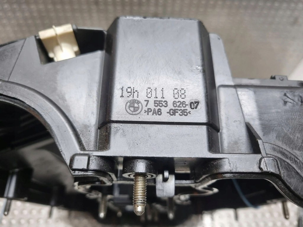 фото №5, Кришка клапанів 7553626 bmw 3 e90 e91