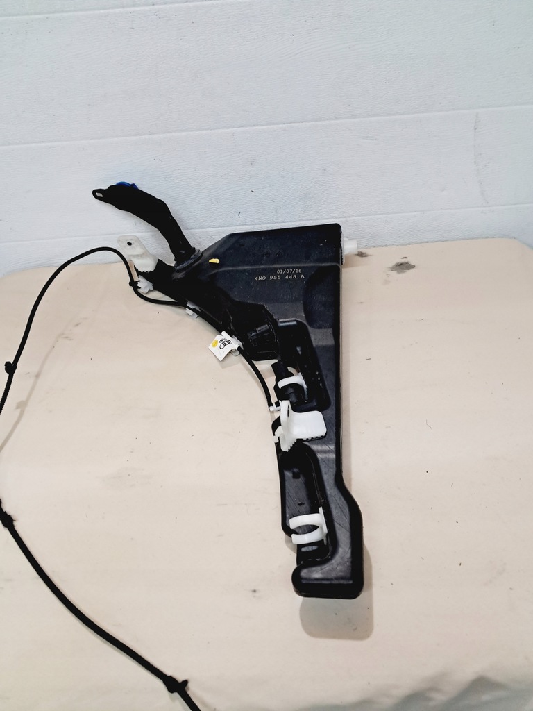 фото №9, Audi a8 d5 4n бак омивача 4n0955448a