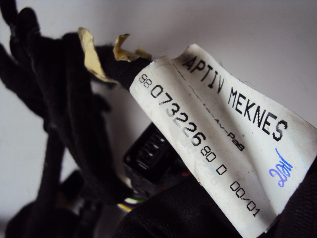 фото №4, Електропроводка двері правий перед citroen c4 grand 13-