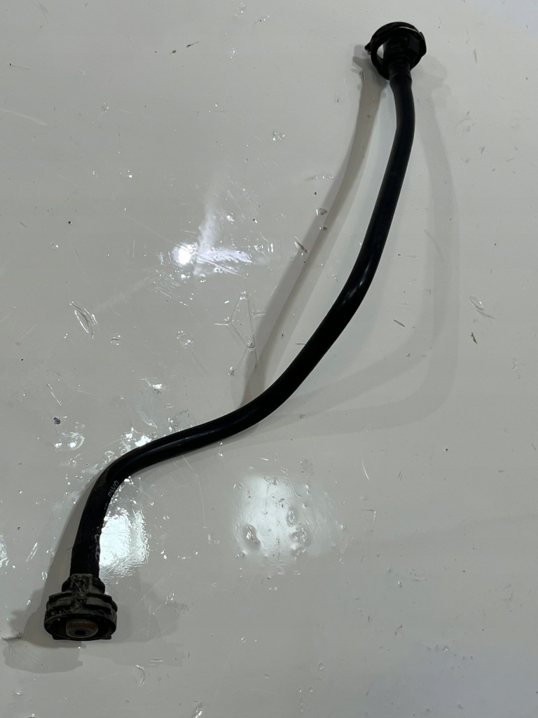 фото №1, Шланг вентиляції audi a7 c7 4g0121081ae