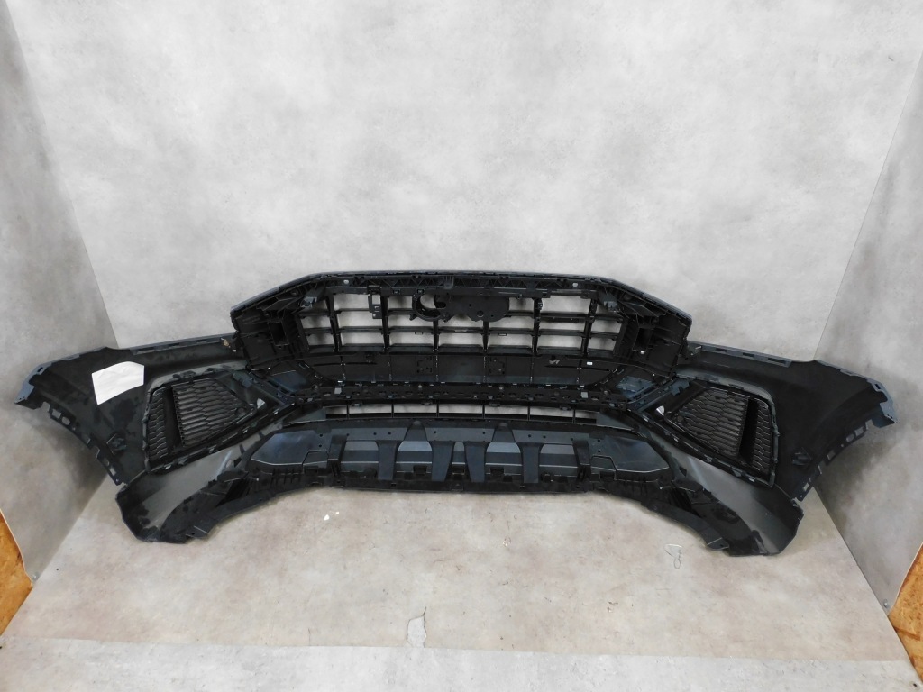 Audi q8 4m8 s line бампер перед передний новый пол решётка радиатора комплектный Недорого