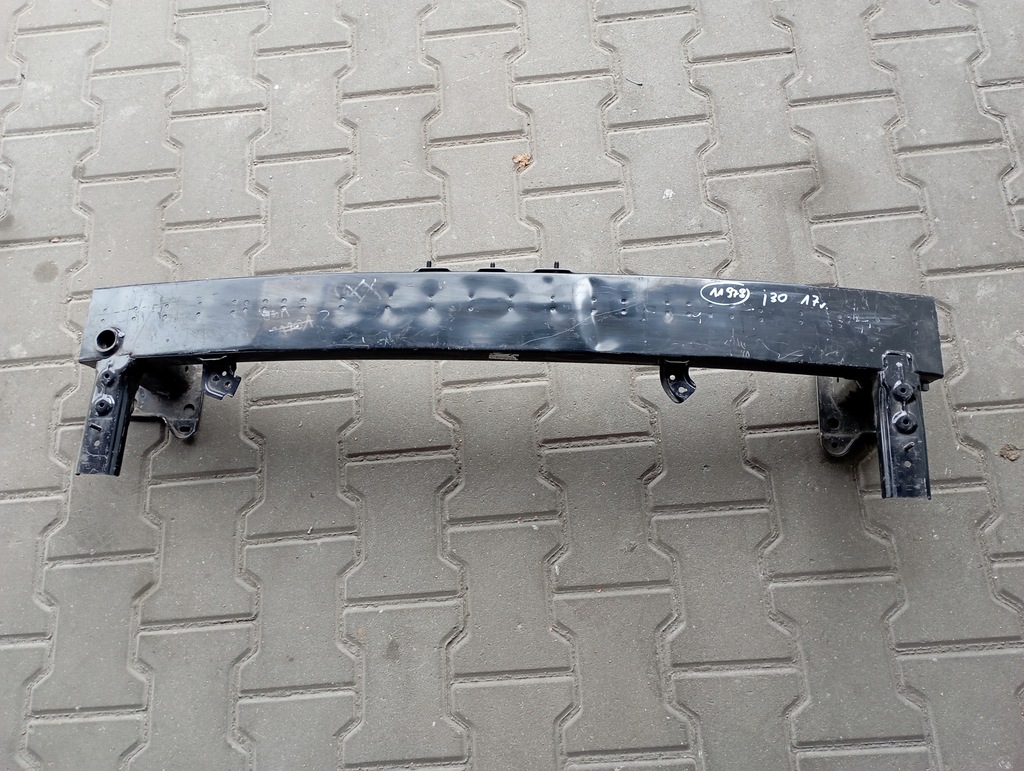 фото №1, Hyundai i30 балка бампера перед 17r.