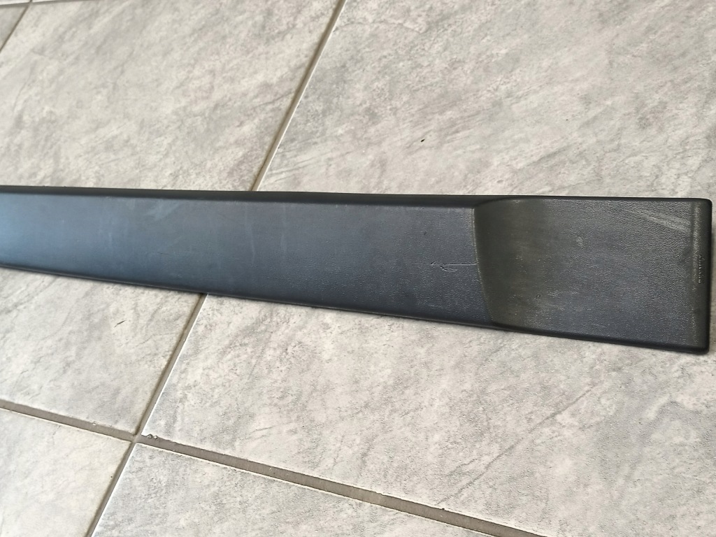 фото №2, Молдинг дверь правый задняя renault scenic ii 8200136736