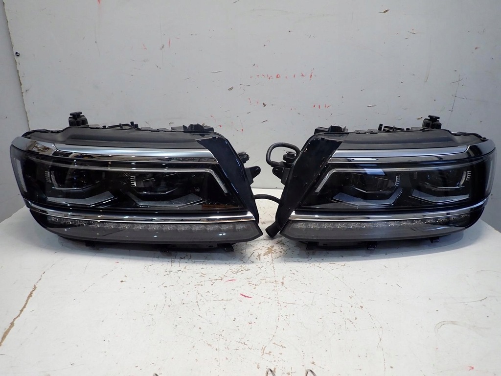 фото №1, Лампа права vw tiguan ii 20-15 allspace full led