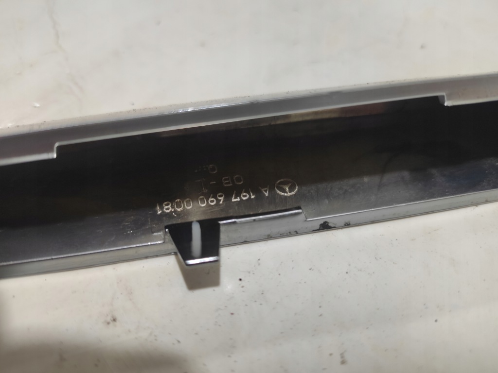 Молдинг декоративна mercedes amg gt w197 1976900081 в Україні